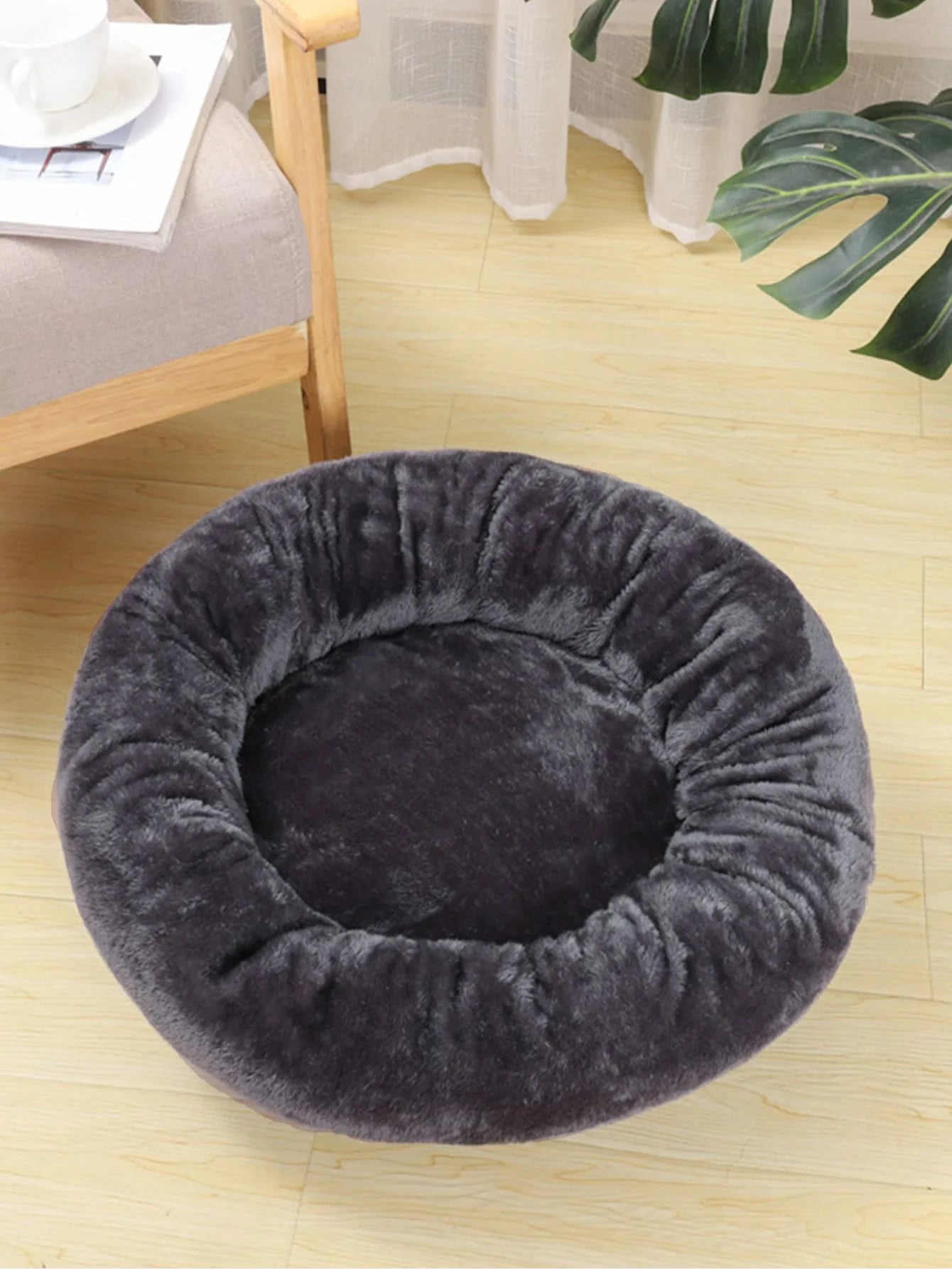 Comfortable Donut Round Pet Bed